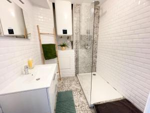 Appartements Superbe appartement, 3 chambres, gare St Charles : photos des chambres