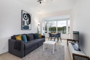 WHome Peaceful Algés Family Home away from City Noise