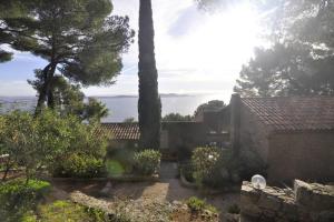 Villas Hyeres mont des oiseaux-piscine vue 180° sur mer : photos des chambres