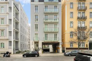 WHome Urban Retreat: Downtown Luxury, Parking, AC & Elevator