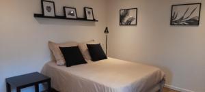 Studio avec jardin et stationnement gratuit à Rouen