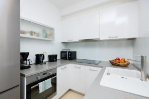 Beachfront Luxury Complex 2BD Sunset Apartment