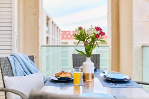 Beachfront Luxury Complex 2BD Sunset Apartment