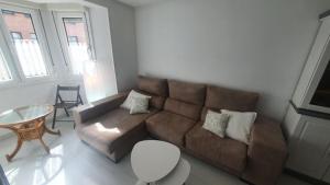 Entreplayas San Lorenzo-Poniente para 6 personas - VUT-3528-AS