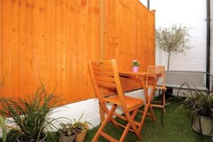 Cute Central Georgian Cottage