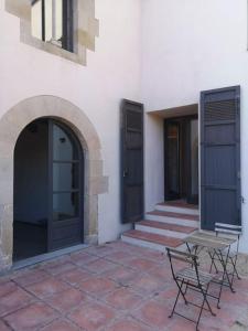 Romantic Stay in Grand Setting