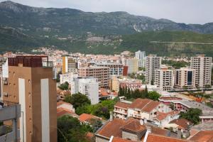 Madra Rooms and Apartments