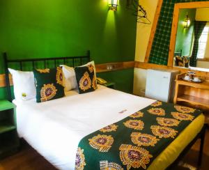 Parklands Shade Hotel