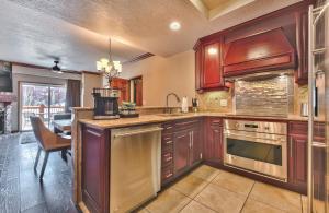 Westgate 2 Bedroom ski in, ski out spa pool shuttle restaurants resort amenities