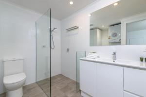 Seascape Holidays - Coral Apartments