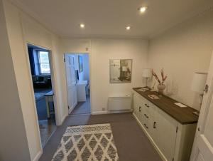 Grosvenor Pad - Lovely 2-bed Flat - FREE ON STREET PARKING