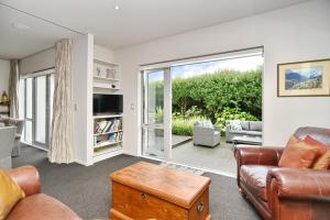 Jeffreys Road - Christchurch Holiday Homes