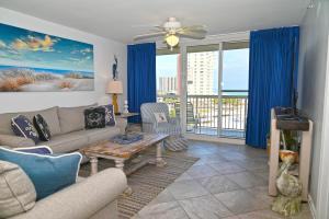 Pelican Beach 0614 by Pelican Beach Management