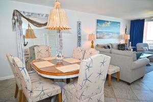 Pelican Beach 0614 by Pelican Beach Management