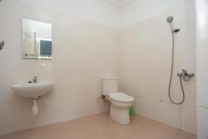 RedDoorz at Jalan HOS Cokroaminoto Jambi