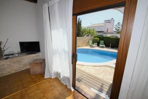 ARENDA Pino Alto Villa Sula