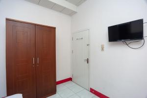 RedDoorz Syariah near Tugu Juang Jambi 3