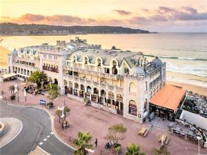 Appartements Appartement moderne a 300m de la plage avec terrasse et parking securise - FR-1-2-417 : photos des chambres