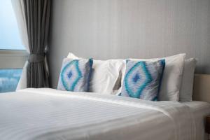 Large 3BR Veranda Pattaya Direct Beach Access