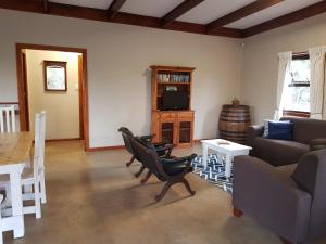 Kiepersol Cottages - Cottage A