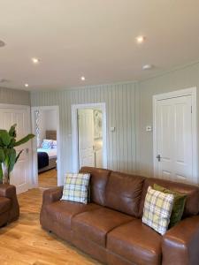 Birch Lodge 18 with Hot Tub