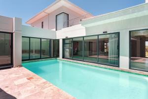 Sunset Kite & Golf Villa