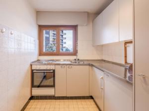 Apartment Cerisiers Hrez by Interhome