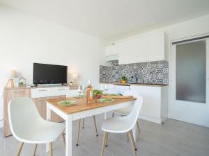 Appartements Studio du Parc I by Interhome : photos des chambres