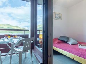 Appartements Apartment Les Mousquetons-19 by Interhome : photos des chambres