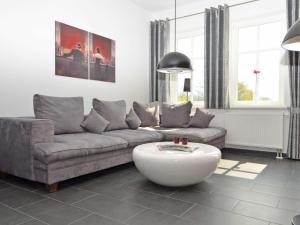 Villa "To Hus" in Sellin - Appartement 01 mit Kamin und Terrasse