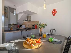 Apartment Les Galiotes-3 by Interhome