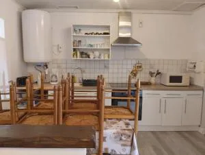 Appartement Le Paradou à Besse - 拉克河畔尚邦