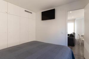 AT123 Reformado, en el centro del pueblo, solamente 500m de la playa