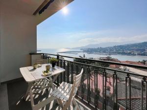 JOIVY Apartment in Rapallo with gulf view