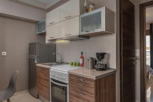 Antigonidon Square 4