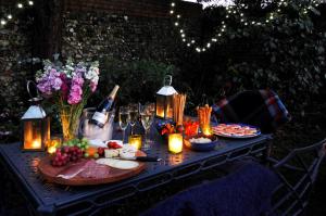 Montpellier House, Centrally Located, Large Garden