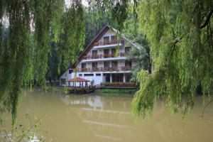 Pension Guest house Lacul Linistit Moneasa Rumänien