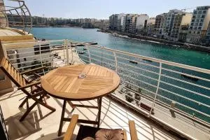 Seaview 2 Bedroom Ap. in Spinola - Saint Julian's
