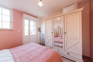 2 appartements conforts + jardin + parking : photos des chambres