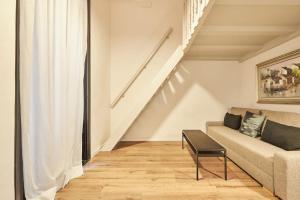 APARTAMENTO CON ENCANTO EN SOL - MADRID #A