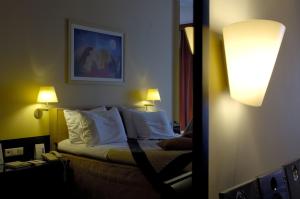 Double or Twin Room with Mountain View
