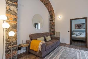 GuestHost - Elegant & Charming APT in Cernobbio!