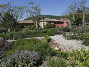 Hotels La Palombe : photos des chambres