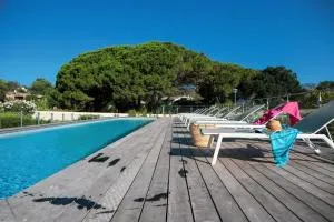 CALADEA Locations de Vacances 5 étoiles, piscine chauffée - 韦基奥圣露西港口