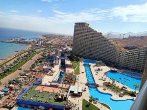 Two-Bedroom Chalet in Porto Sokhna Pyramids Families Only