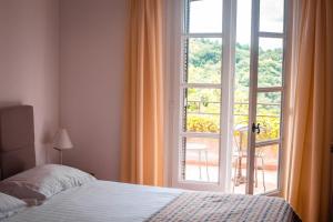 Hotels La Palombe : photos des chambres