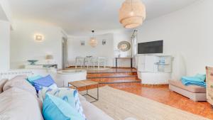 Bella Amore Campanet