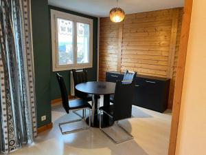 Appartements Grand T3 Terrasse calme Vue sur citadelle : photos des chambres