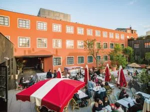 巴黎普赛MOB酒店 - 圣旺