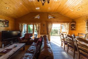 Birch Lodge